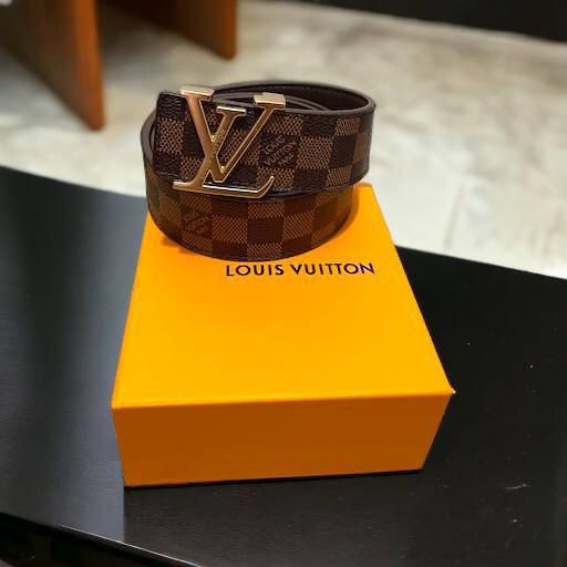 CINTURON UNISEX LOUIS VUITTON GAMA ALTA